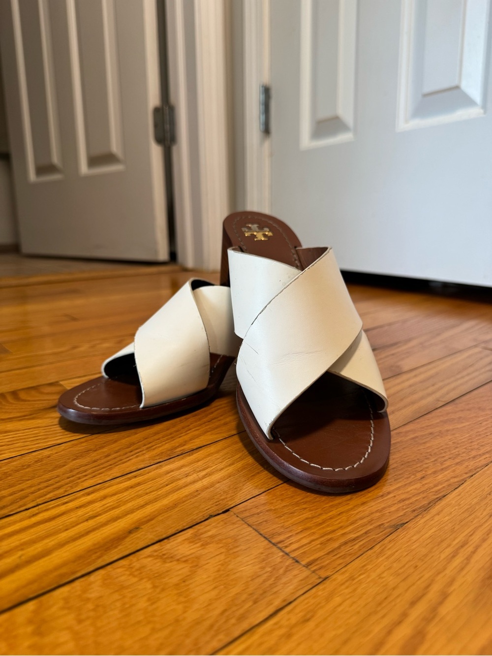 Tory Burch White Montrose Mule - Picture 2 of 2